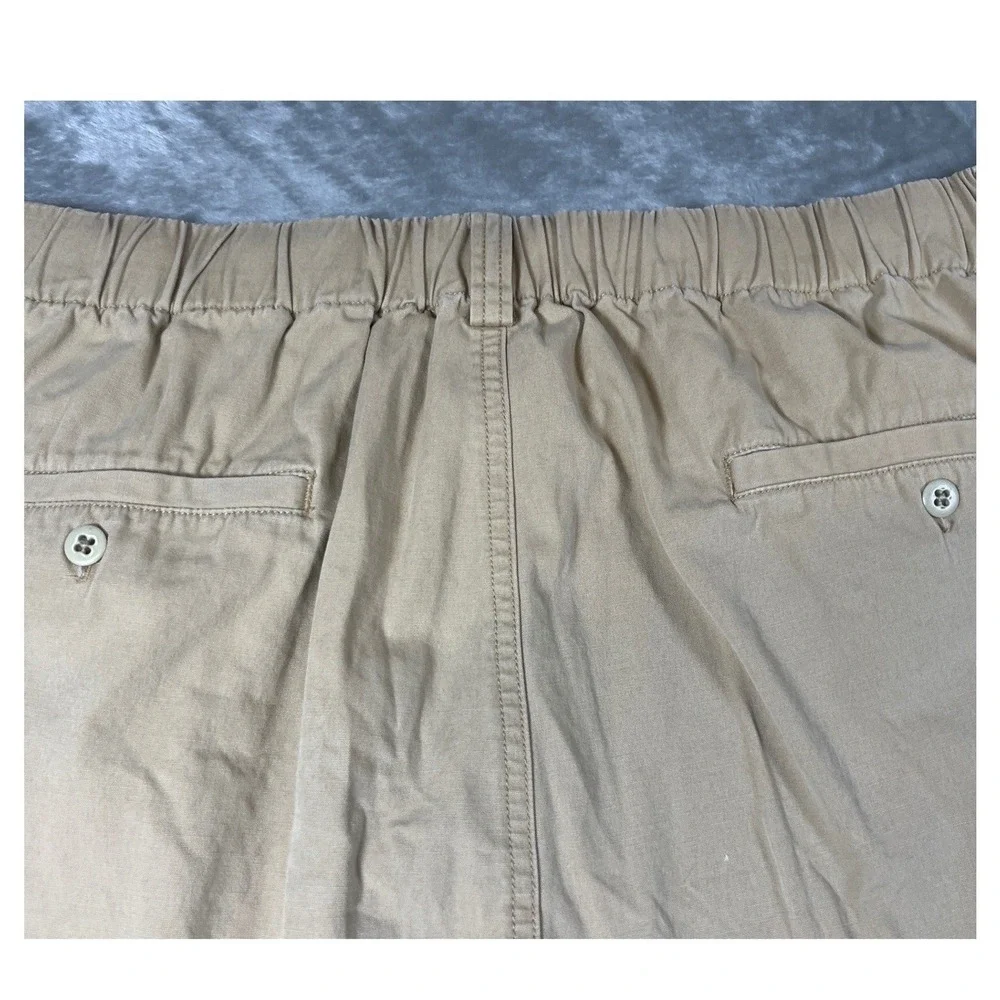 Tommy Bahama Relax Mens XL Khaki Tan Cotton Pleated Cargo Shorts Elastic Waist
